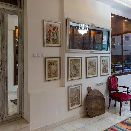 Apartment Old